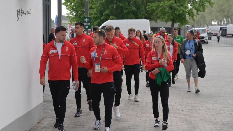 Pénteken kezdetét veszi a kajak-kenu világkupa a festői Maty-éren, ahol az időjárás viszontagságait is bravúrosan kezelik majd a sportolók. Az eső nem állíthatja meg őket, hiszen a szenvedély és a kitartás hajtja őket a győzelem felé. Készüljünk fel egy i