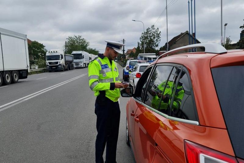 A megyében sajnos egyre gyakoribbá válnak az ittas vezetők által okozott balesetek, ami aggasztó helyzetet teremt. A statisztikák szerint a balesetek láncolata nemcsak a közlekedésbiztonságot veszélyezteti, hanem sok család életét is megváltoztatja.