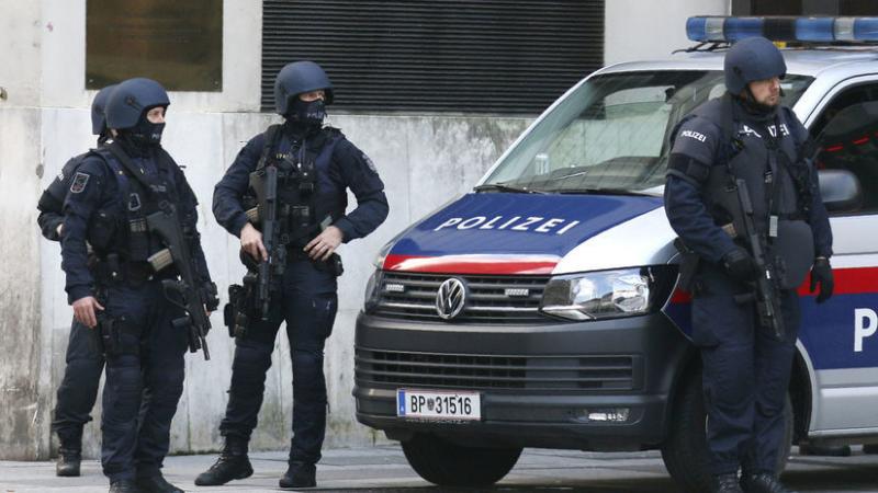 Ausztriában meggyilkoltak egy nőt, és a hatóságok az egykori magyar élettársát próbálják felkutatni.