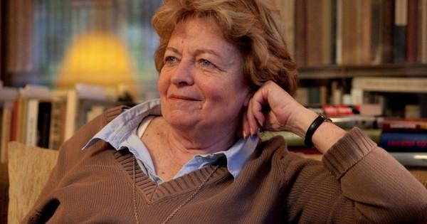 Elhunyt F. Várkonyi Zsuzsa, a neves pszichológus és író - Könyves magazin

Szomorú hír érkezett: elhunyt F. Várkonyi Zsuzsa, aki nem csupán a pszichológia területén, hanem az irodalom világában is maradandót alkotott. Munkássága révén számos olvasót segít