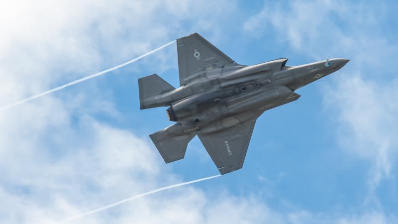 Egyre növekvő számban indítanak amerikai katonai repülőgépeket a Közel-Kelet irányába.