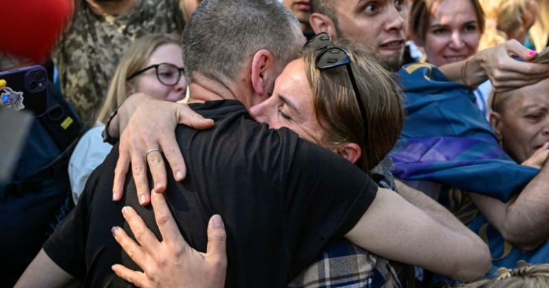 A szemben álló felek között hadifogolycserére került sor. | Demokrata