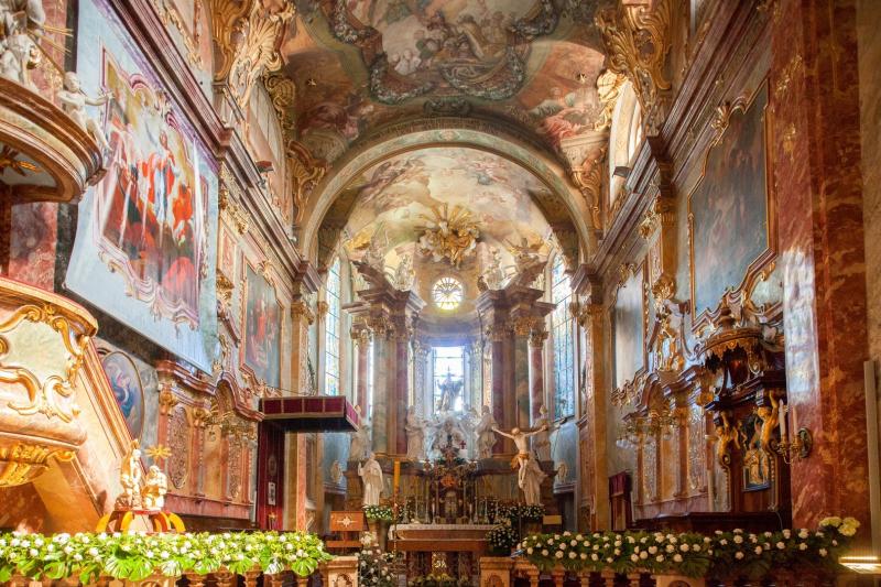 Különleges jubileumi magyar nyelvű szentmisére várják a híveket a nyitrai Szent Emmerám-székesegyházban.