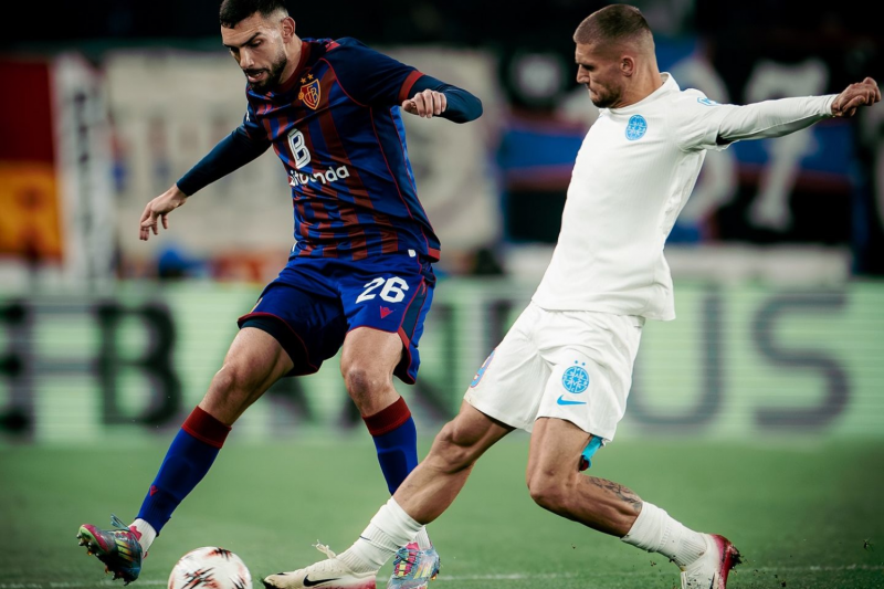 FCSB vereséget szenvedett a kiállítást követően, míg a craiovai csapat történelmi győzelmet aratott Bécsben.